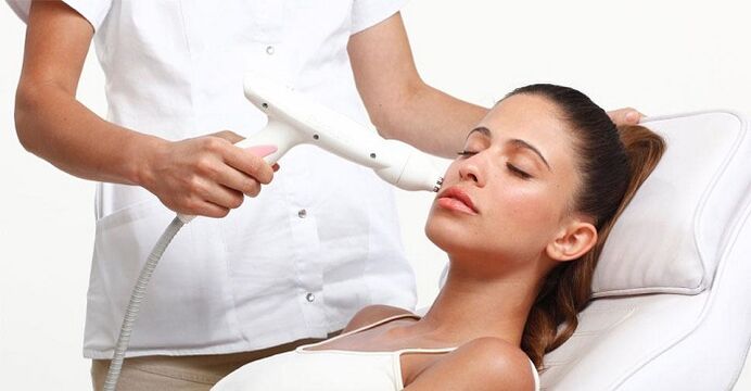 procedure for rejuvenating the facial skin