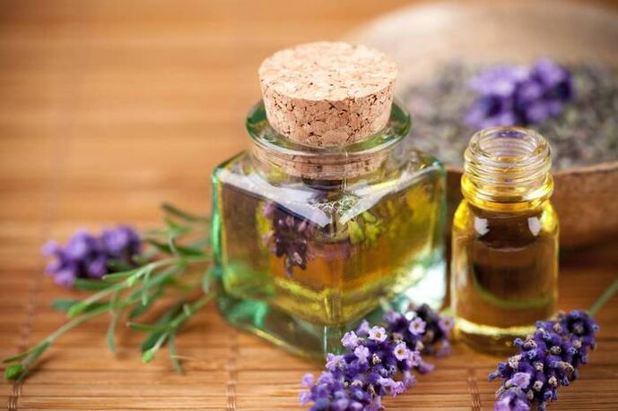 Lavender oil can be used in collagen-enhancing mixtures